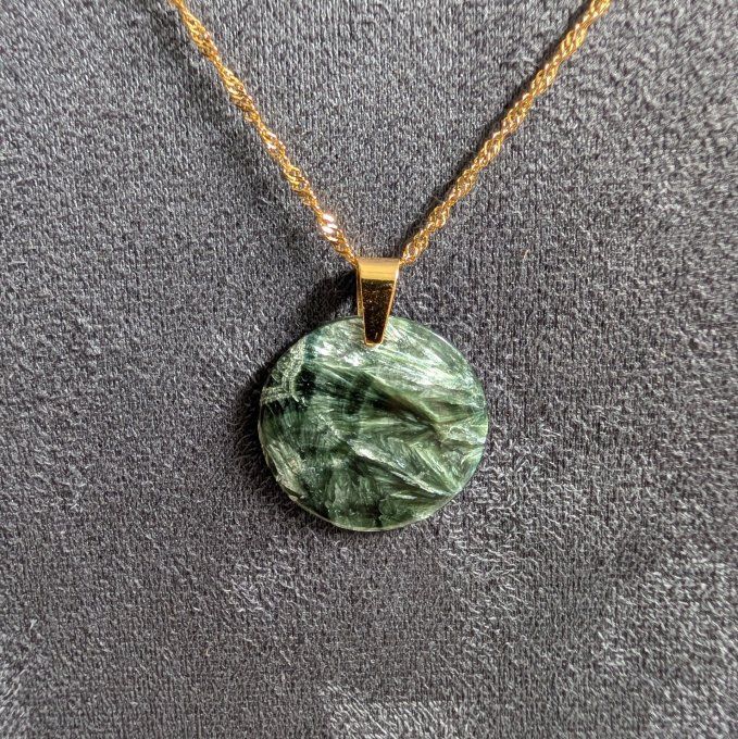 Collier rond en Séraphinite